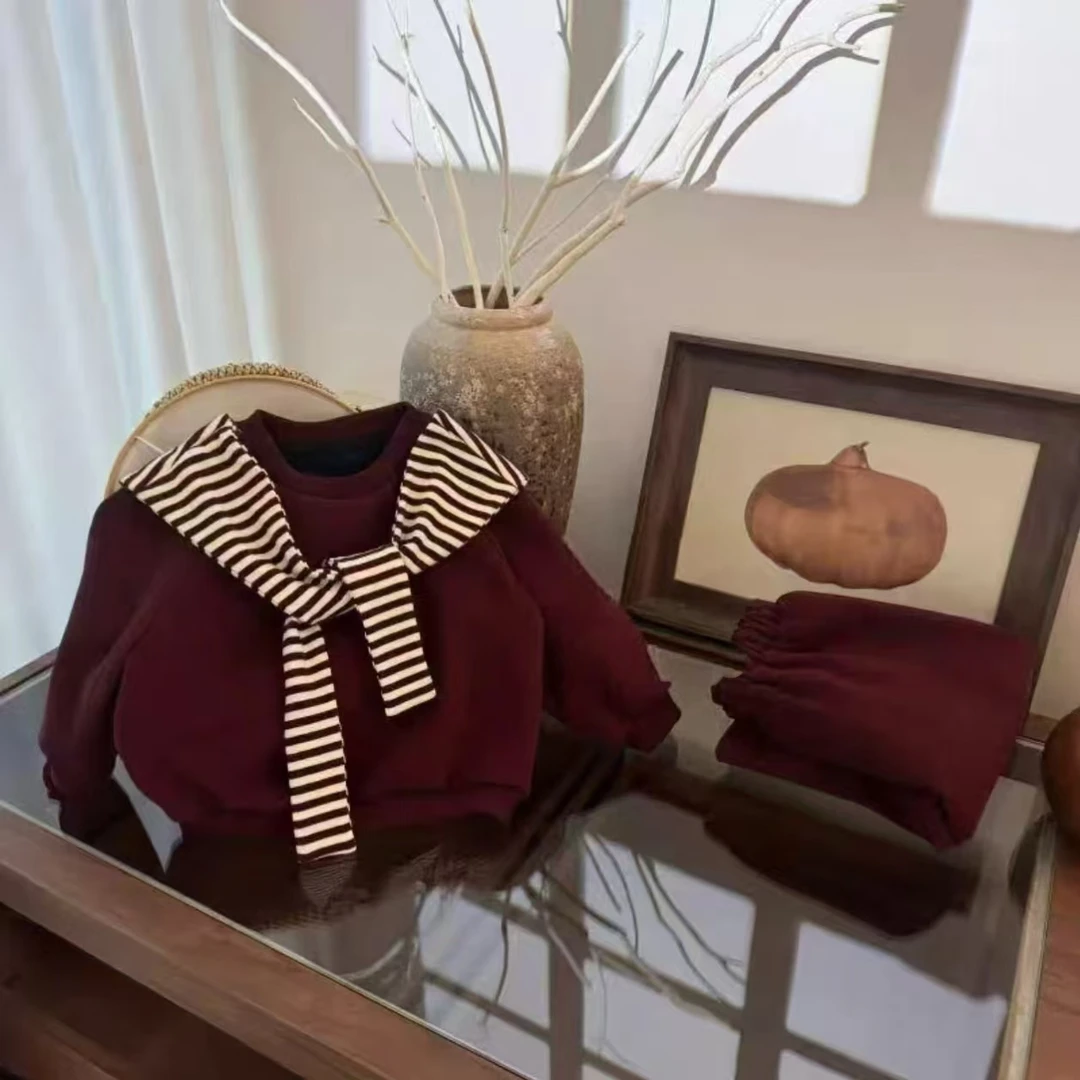 【萌娃穿搭】男女童加绒洋气新年服披肩酒红色卫衣阔腿裤两件套