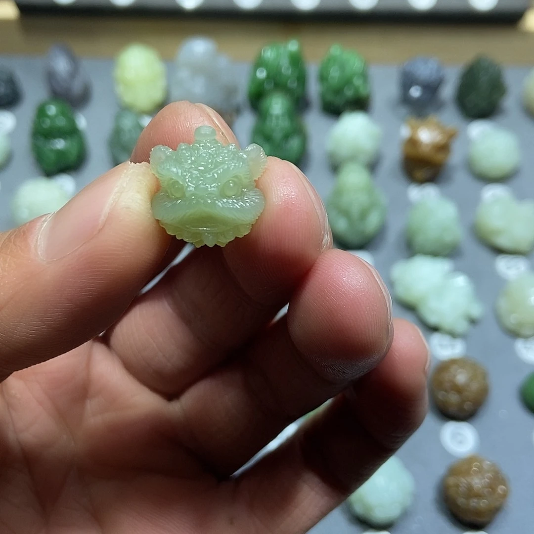 和田玉颈饰未镶嵌月***人定制