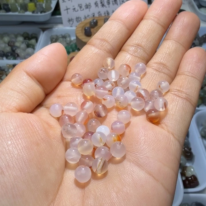 未镶嵌和田玉珠宝半成品卡六50颗