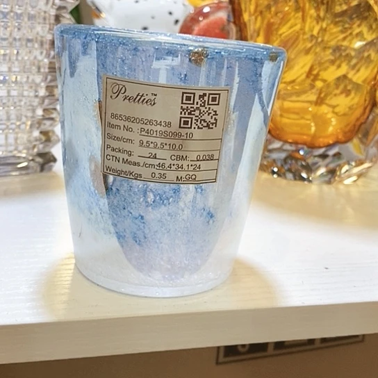 花瓶高10厘米宽10厘米