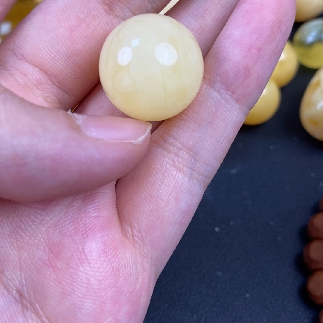 裸石琥珀未镶嵌妖花11