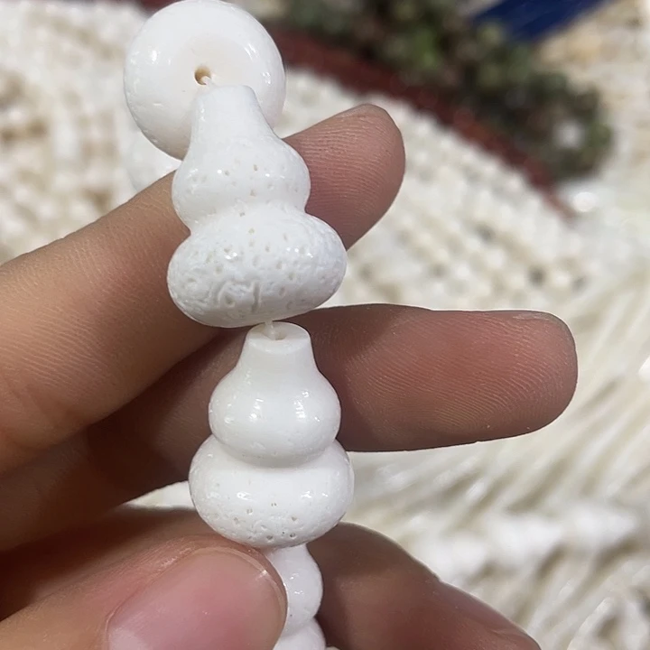 合金玛瑙/玉髓珠宝半成品2个白原枝雕刻葫芦