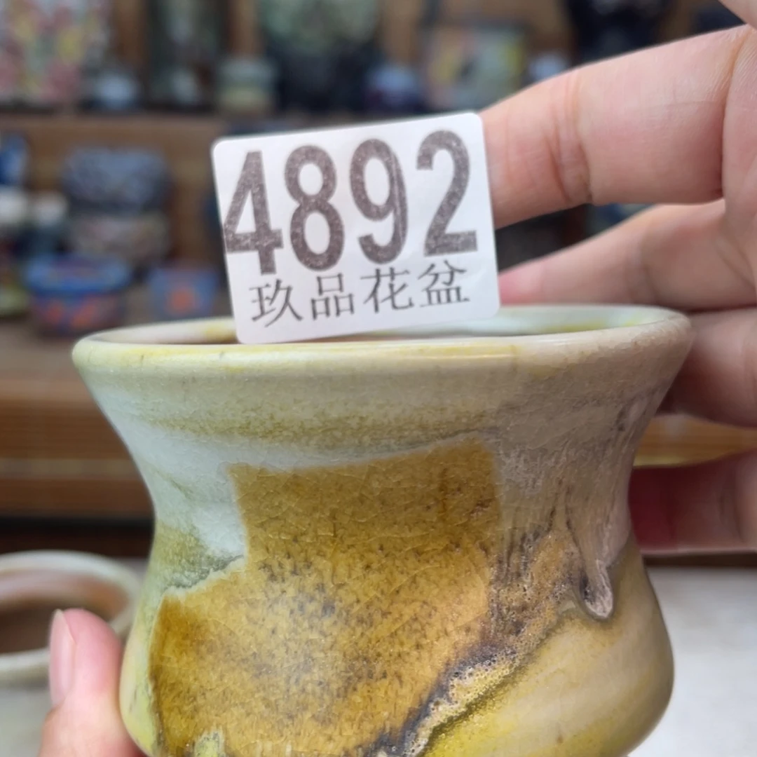 景德镇陶瓷手工花盆默认瑕疵