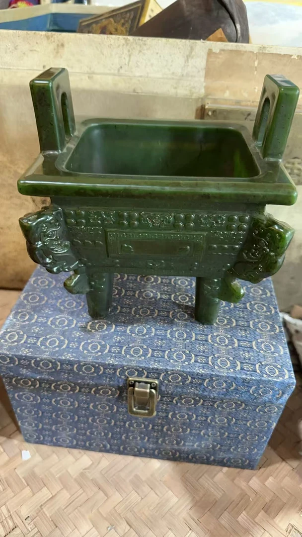 精品摆件绿鼎漂亮