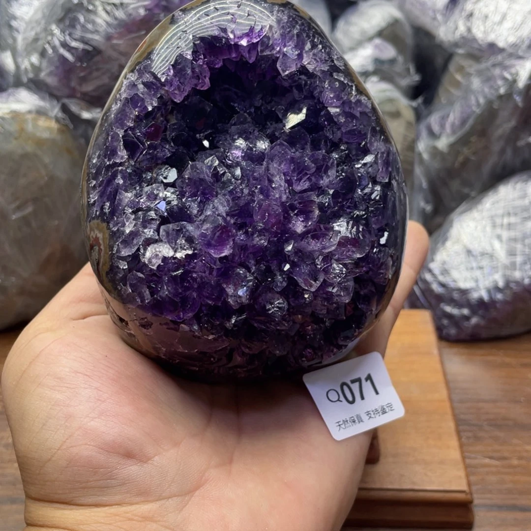 未镶嵌水晶大型摆件（非配饰）