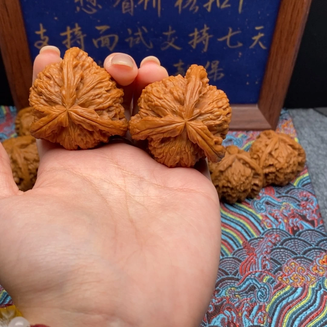 【闪购商品】S****。白狮