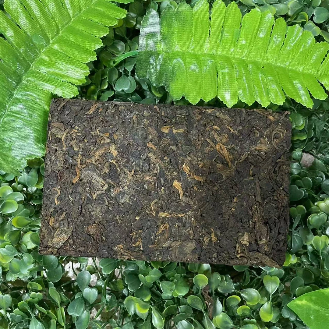 雨腾古茶  YQLZ冰岛红印古树普洱茶250g/砖  熟茶