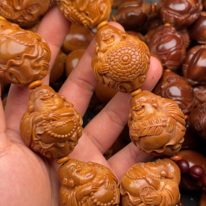 M***吴橄榄核吊坠橄榄核