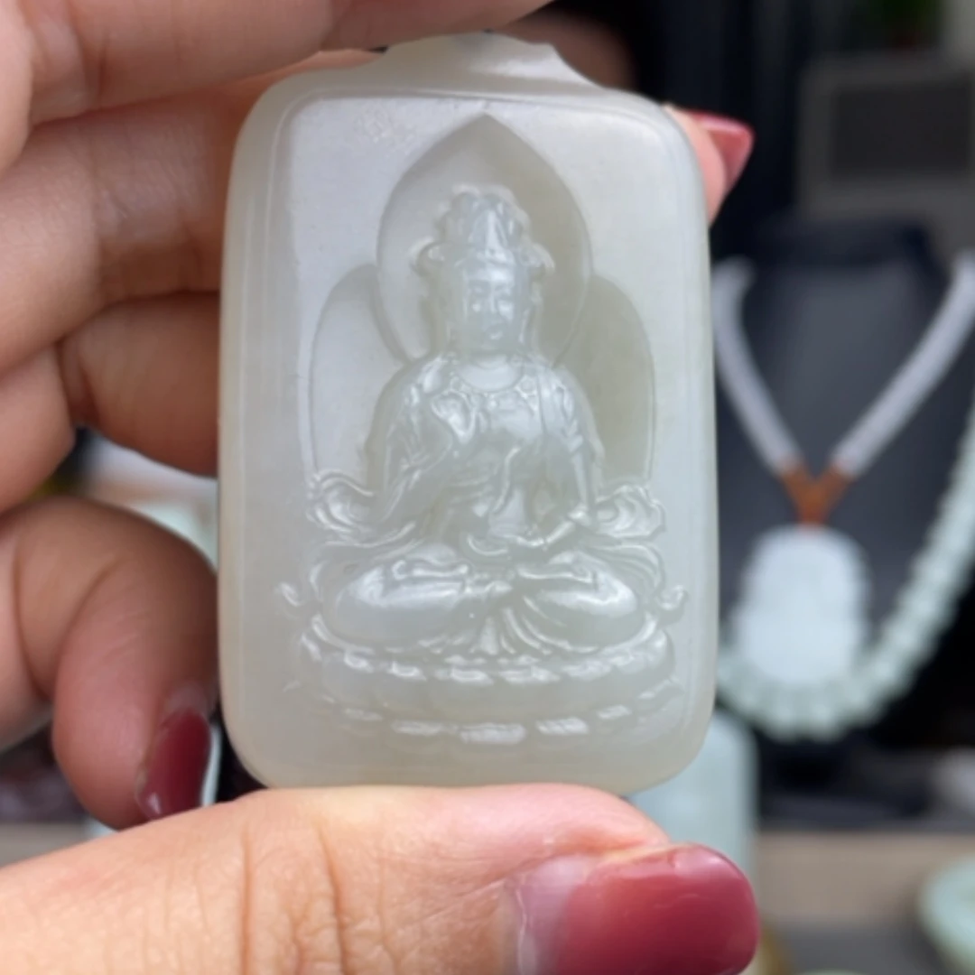 【闪购商品】颈饰未镶嵌和田玉