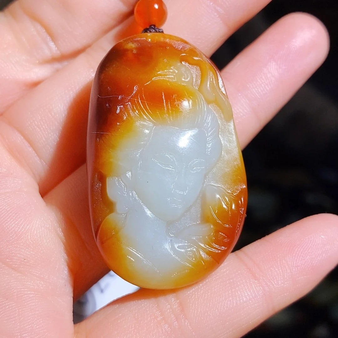 和田玉颈饰未镶嵌