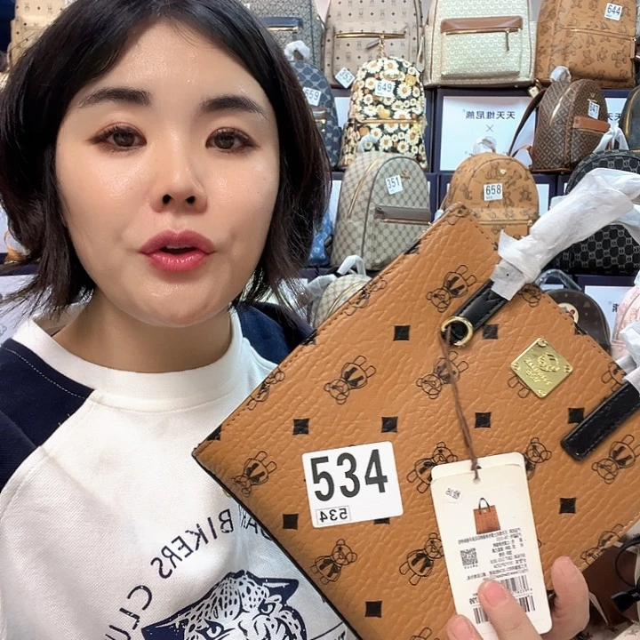 PVC包包包包包包包包吧