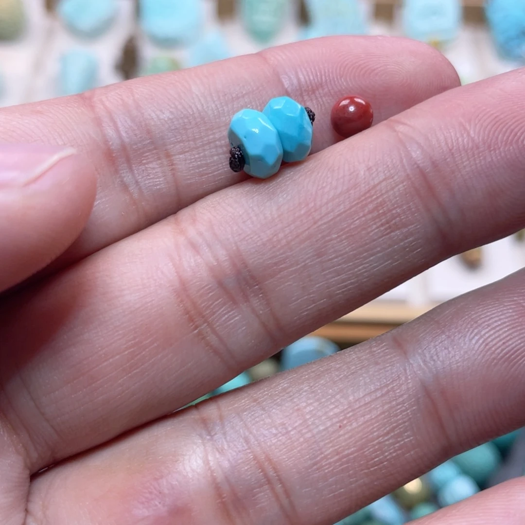 南红玛瑙配饰未镶嵌瓜*