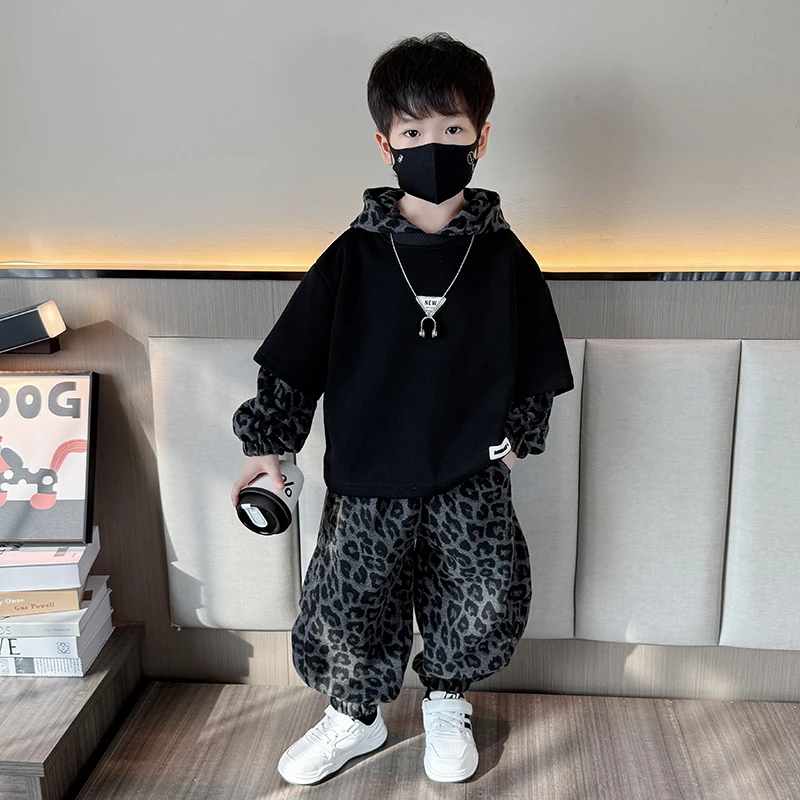男童豹纹裤子两件套2025新款儿童春秋装连帽卫衣套装帅气男宝衣服