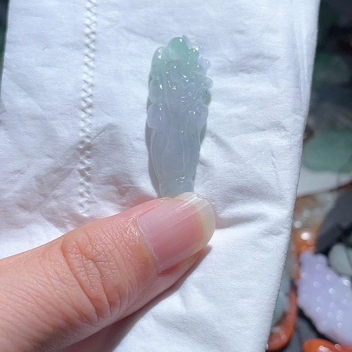 颈饰未镶嵌翡翠天