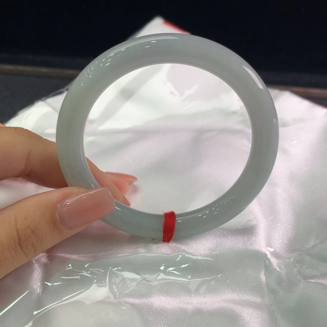 翡翠未镶嵌手镯缅甸A货翡翠 种水淡紫圆条54 55