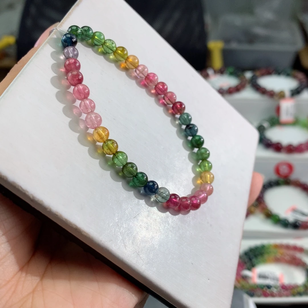 碧玺手链未镶嵌        5./mm。