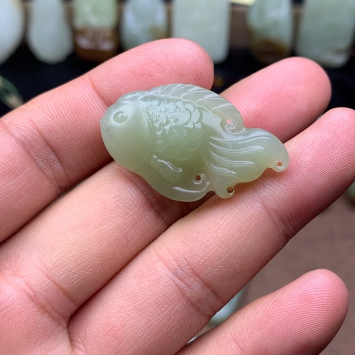 和田玉（糖玉）未镶嵌颈饰