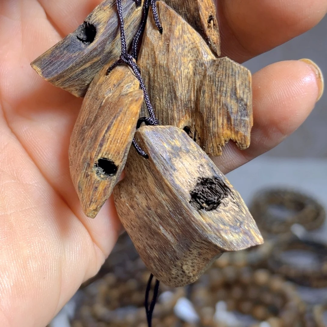 沉香沉香碎屑车挂