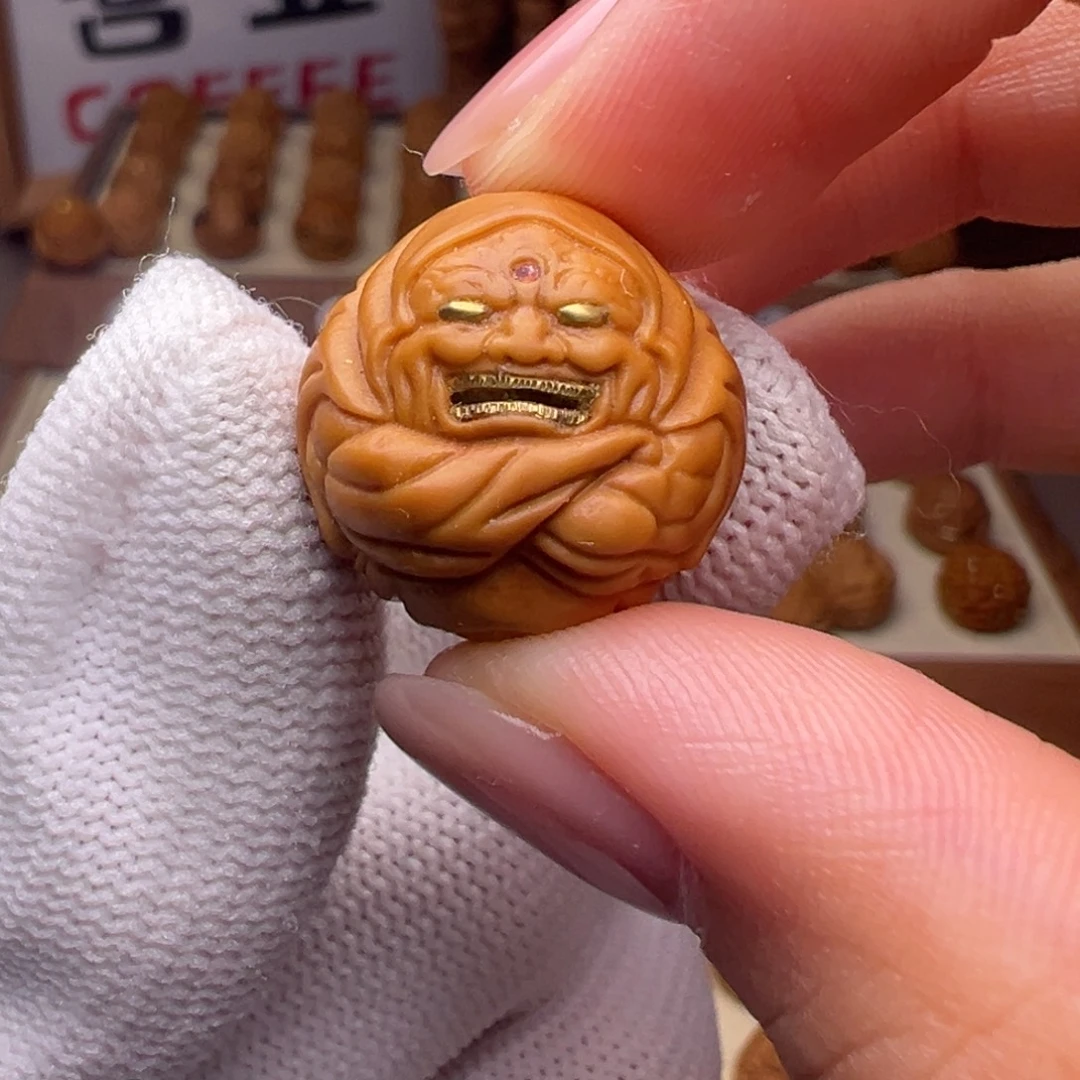 把件猴头核桃镶嵌款罗刹僧王全品有正常封口线