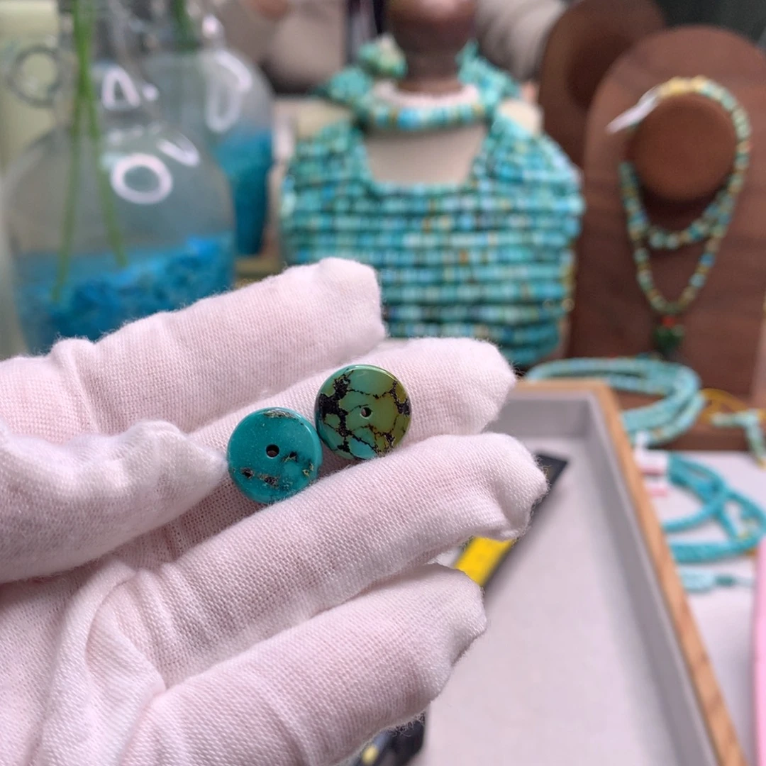 绿松石未镶嵌饰品