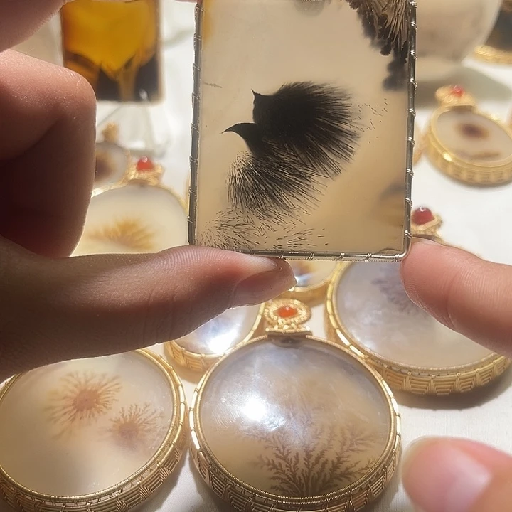 玛瑙/玉髓未镶嵌颈饰