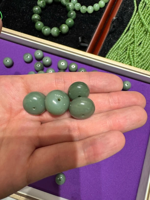 和田玉老俄料路路通（多样性其一发货）