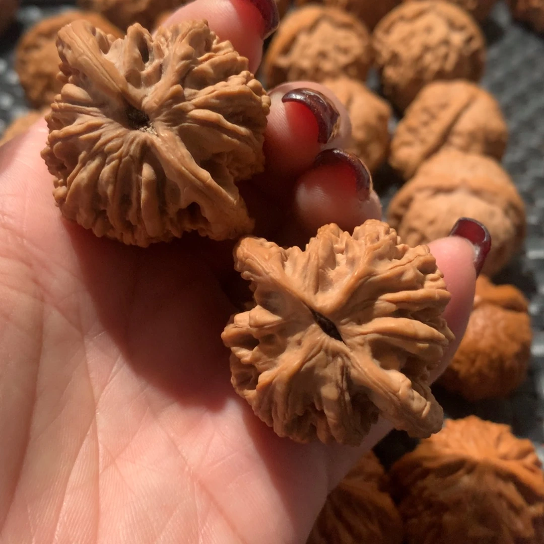 文玩核桃把件麦虎