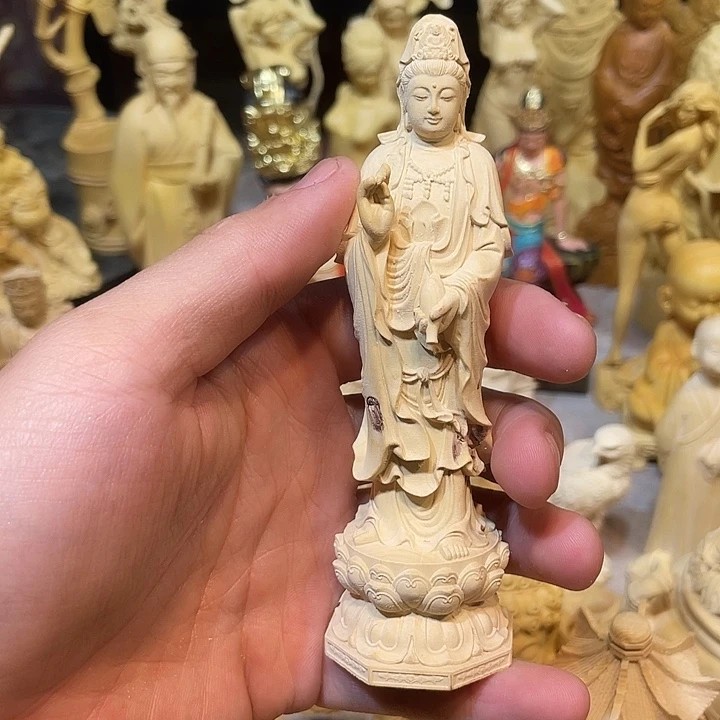 黄杨木瑕疵净瓶观音