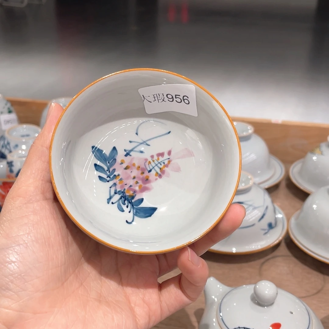 釉下彩纯手绘有瑕