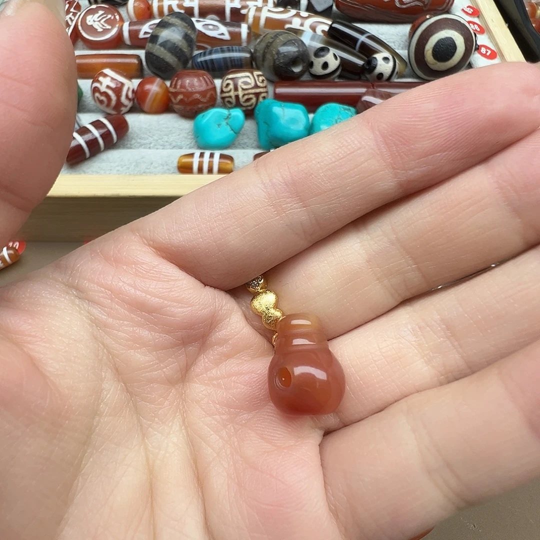 还***友玛瑙/玉髓未镶嵌珠宝半成品