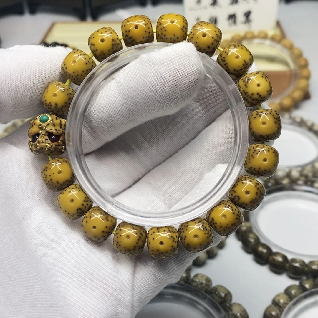 【闪购商品】星月菩提手串10×11一物一图原生态同枝古瓷白大眼睛