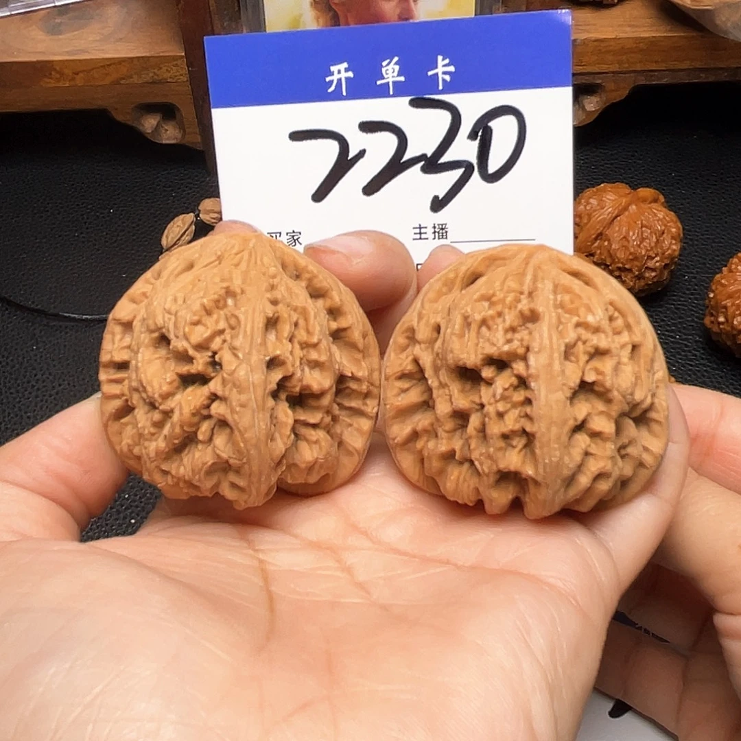 把件文玩核桃大粗筋45尺。