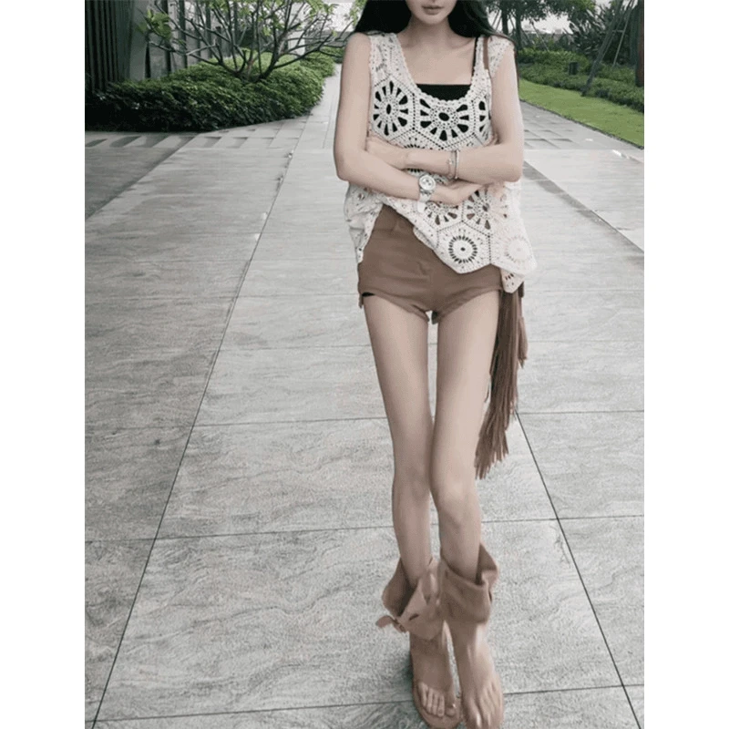 夏季时尚性感显瘦宽松镂空钩花内衣女夏设计感短款辣妹无袖上衣