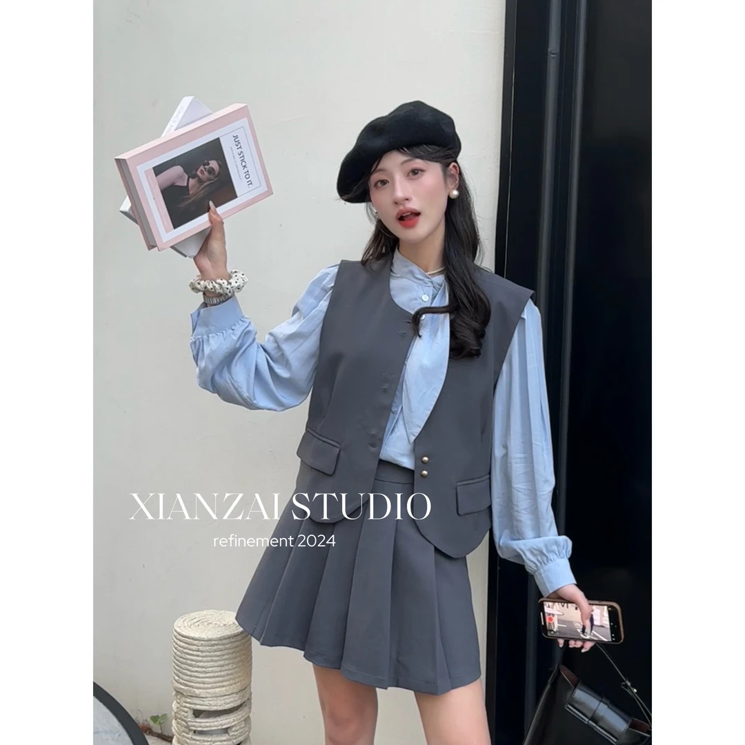 XIANZAI【首尔早茶】春季新款韩系高级感衬衫jk马甲百褶裙三件套装