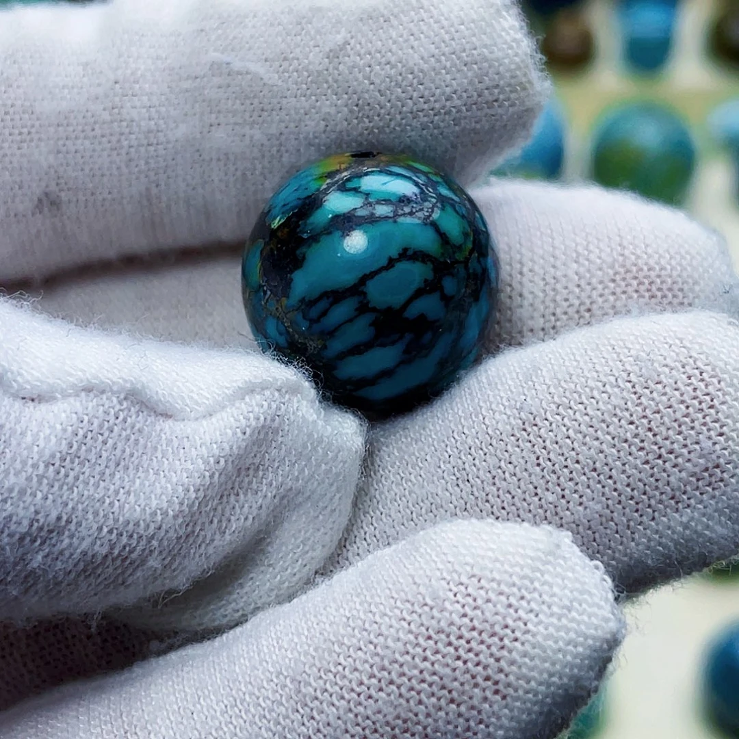 丹***龙未镶嵌绿松石颈饰