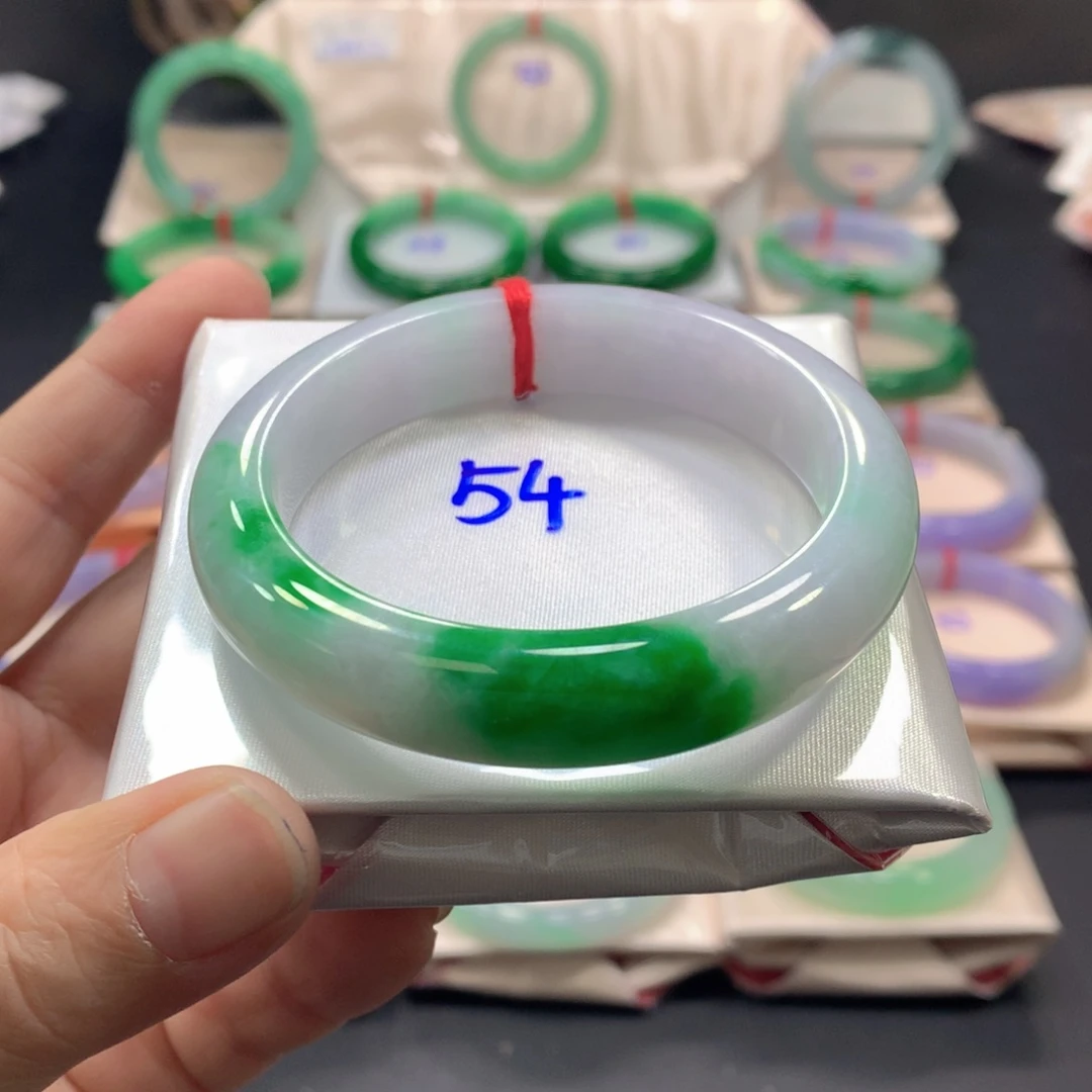 翡翠未镶嵌手镯54圈口