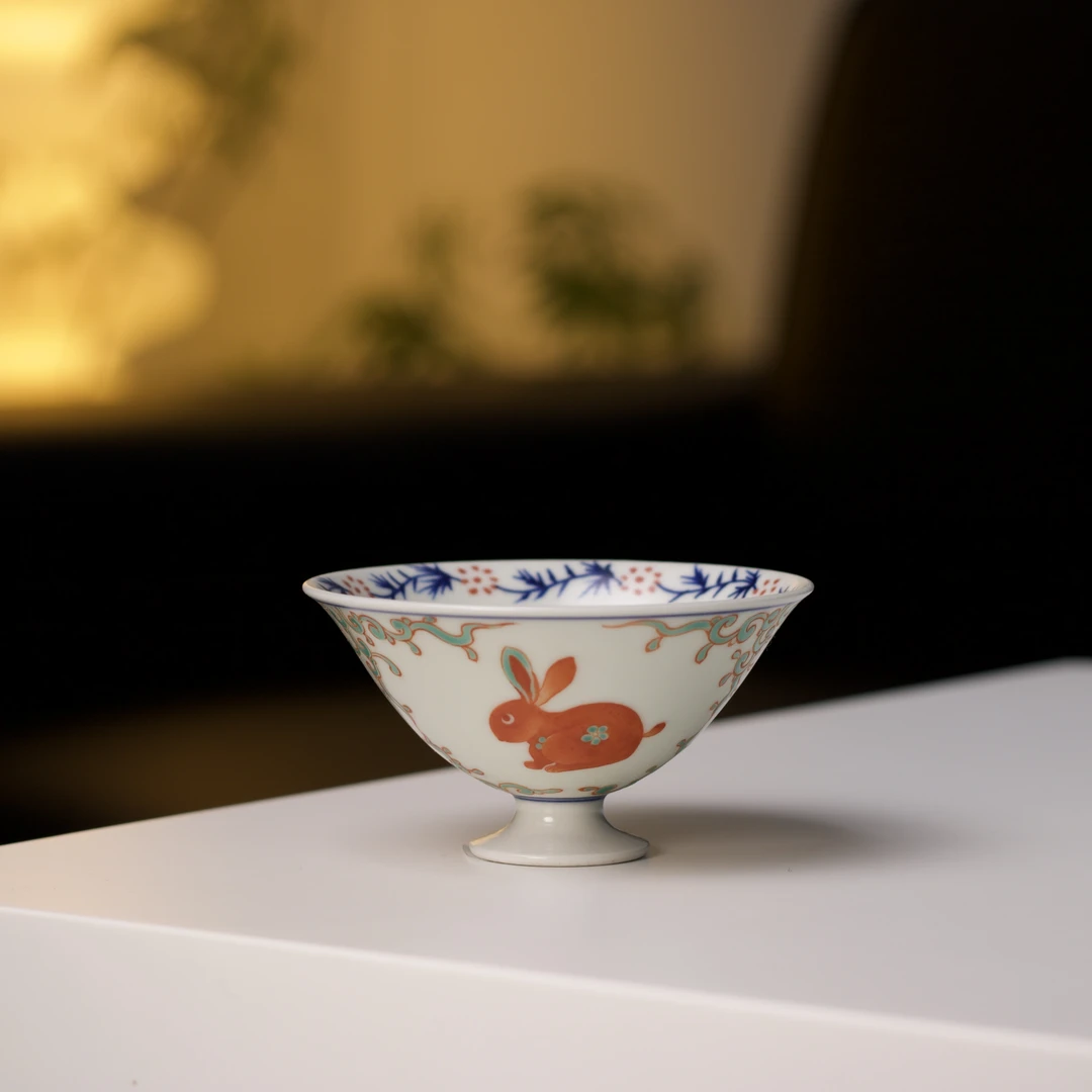 雨溪山房 景德镇手绘红绿彩奔兔纹兔子主人杯茶杯 茶道茶具 80cc