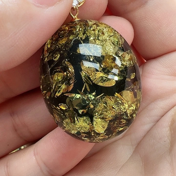 琥珀未镶嵌珠宝奇石