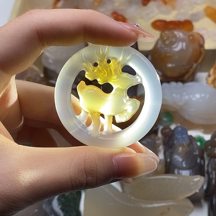 玛瑙/玉髓未镶嵌颈饰