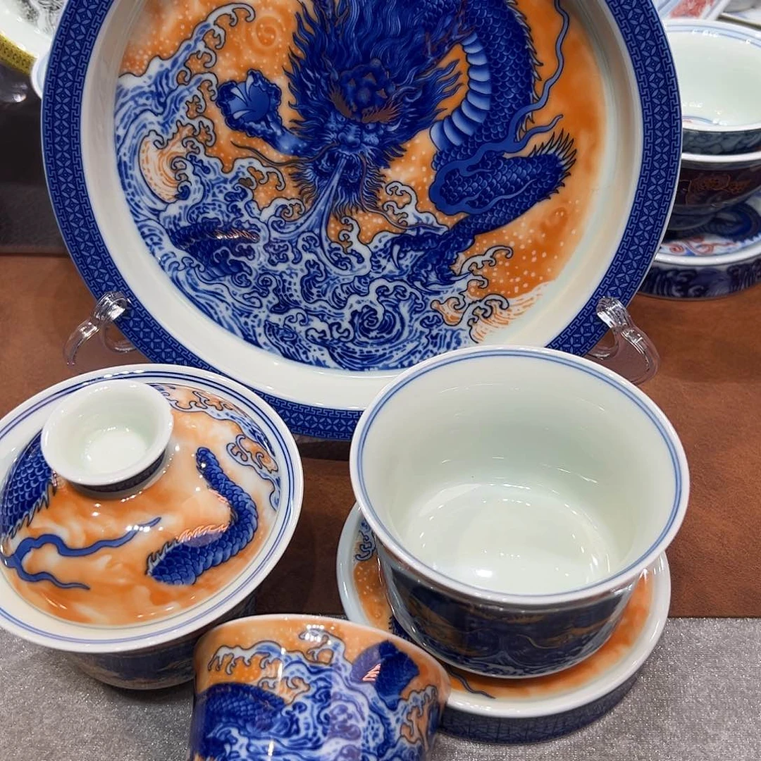 摆件景德镇陶瓷艺术展在天津美术博物展览大厅