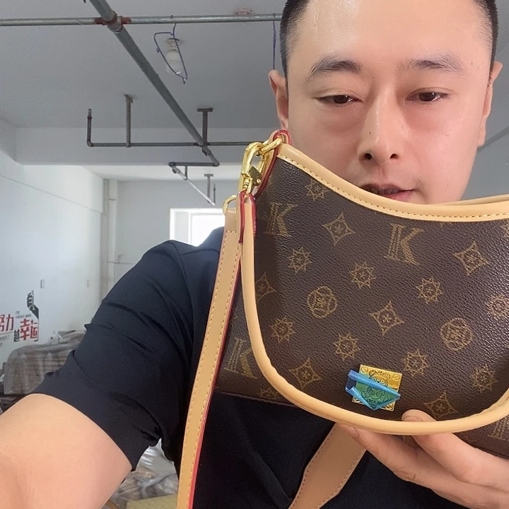 麂皮（革）水牛皮（革）锦纶PVC牛皮（革）山羊皮（革）