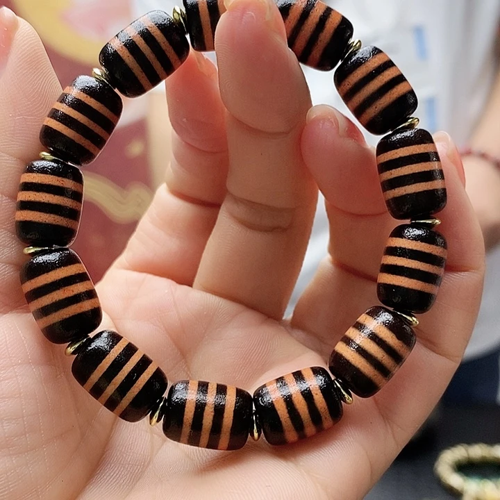 玛瑙/玉髓合金颈饰