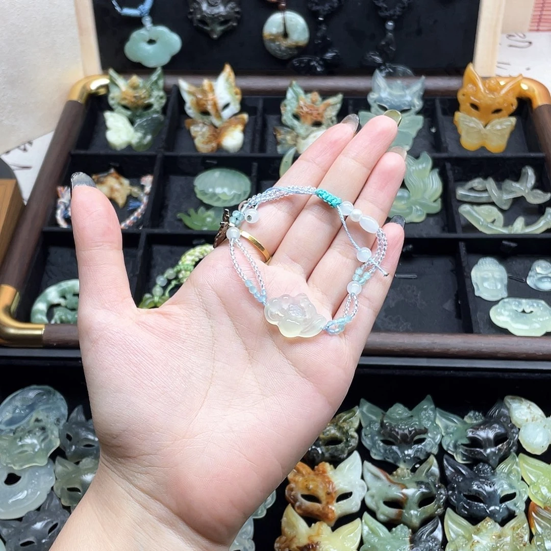 蛇纹石玉未镶嵌颈饰荷花手链不退不换