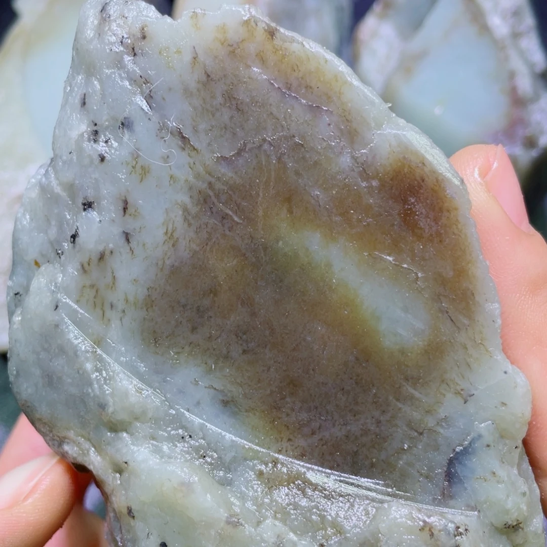 和田玉未镶嵌珠宝半成品