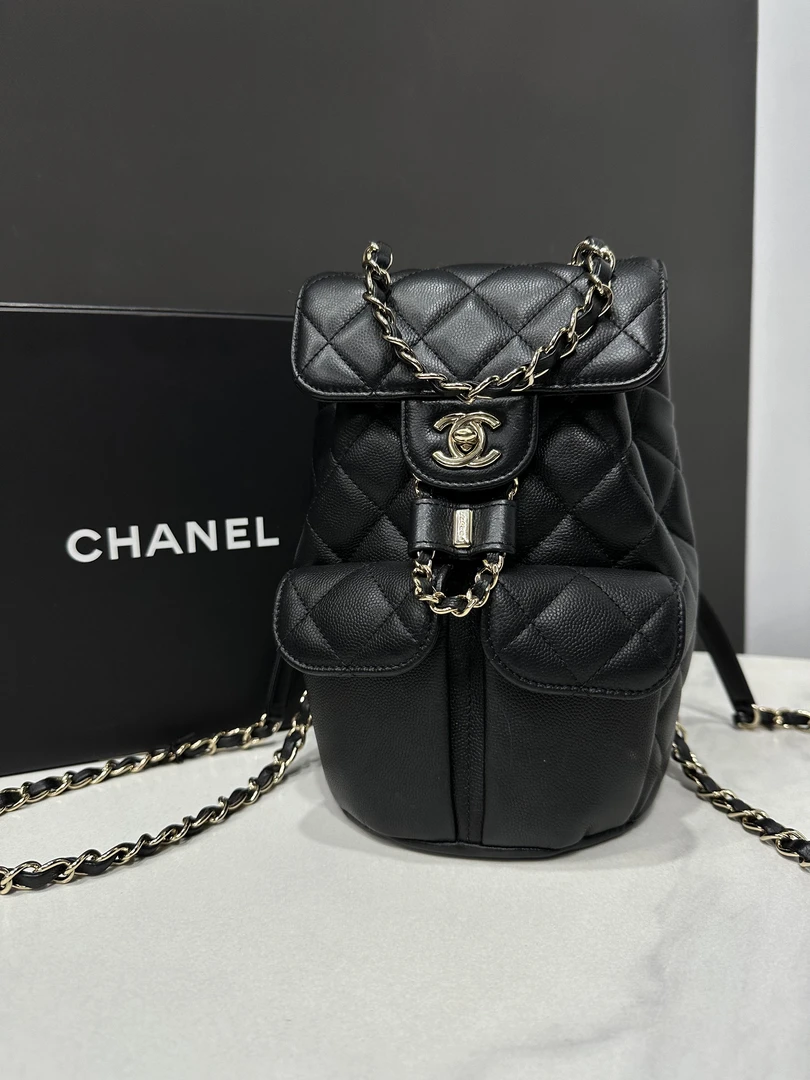95新 Chanel/香奈儿 22S黑金荔枝纹双肩包芯片14cm/JJ5010502