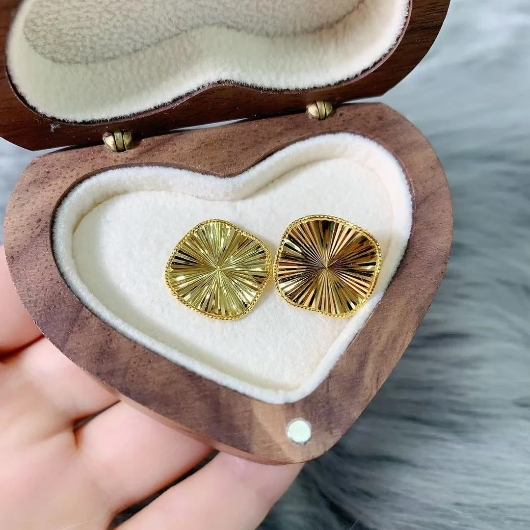 【伟新源】足金999 5G工艺 镭射荷叶七字耳包3.28克