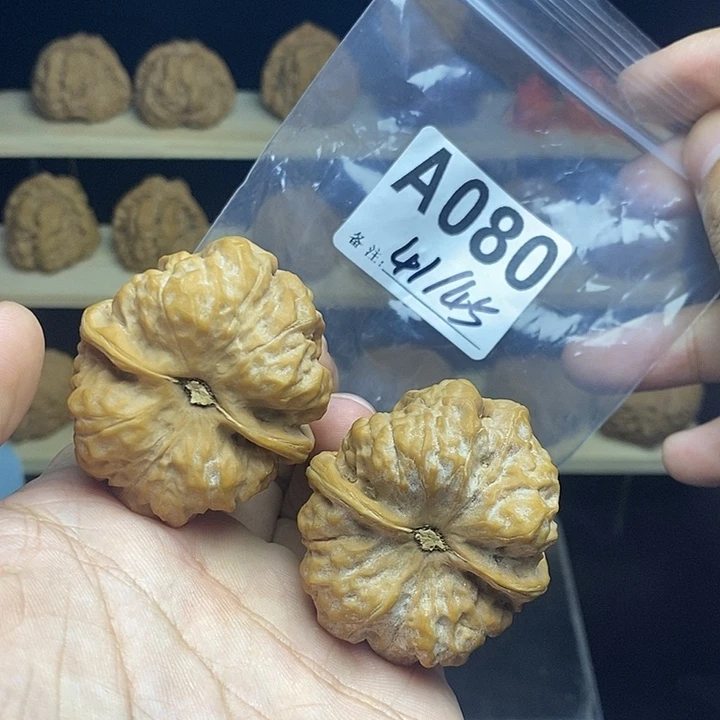彼***开核桃A80sssss级蛤蟆头