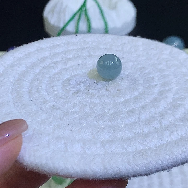 翡翠散珠天然缅甸翡翠单珠卡11.9