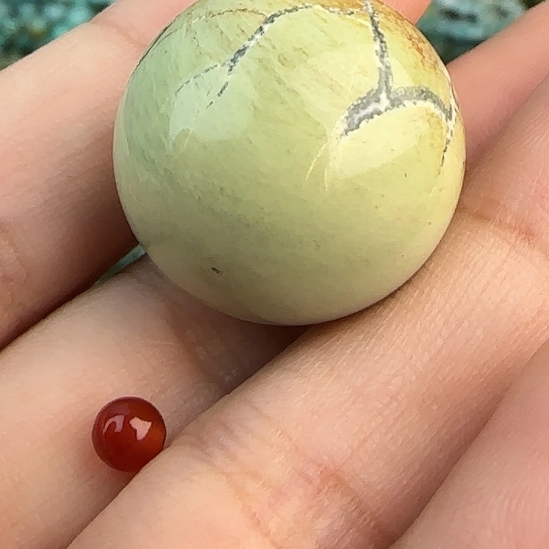 长***馆南红玛瑙未镶嵌配饰20.5瑕疵