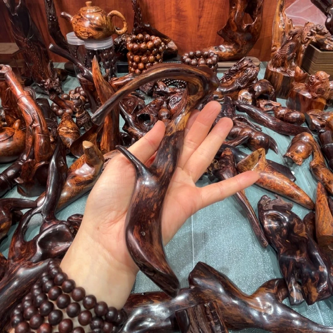 娜***佳黄花梨/降香黄檀产品